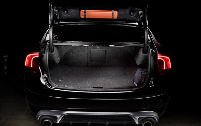 Volvo S60 cena 79900 przebieg: 159000, rok produkcji 2018 z Kraków małe 407